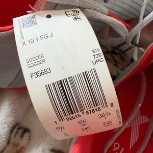 Brand new soccer cleats adidas 19.1